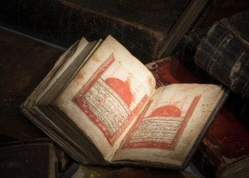 Maldos, burtai ir šafranas: atveriamas Lietuvos totorių rankraštinis lobynas