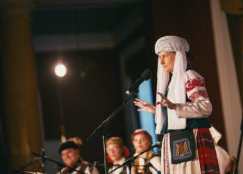 VU folkloro ansamblis „Ratilio“ kviečia į koncertus trijuose Lietuvos miestuose