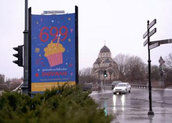 Kaunas sveikina Vilnių su artėjančiu gimtadieniu: 699 skanios dovanos ir kvietimas į vakarėlį Europos kultūros sostinėje