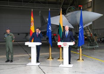 Prezidentas: nerimą kelia ir pajėgų telkimas prie sienos su Ukraina, ir Baltarusijoje