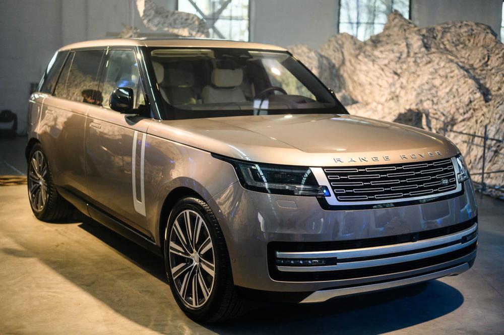 Vilniuje įspūdingai pristatytas naujasis „Range Rover“