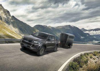 „Toyota“ pristatė naują „Hilux GR Sport“ modelį