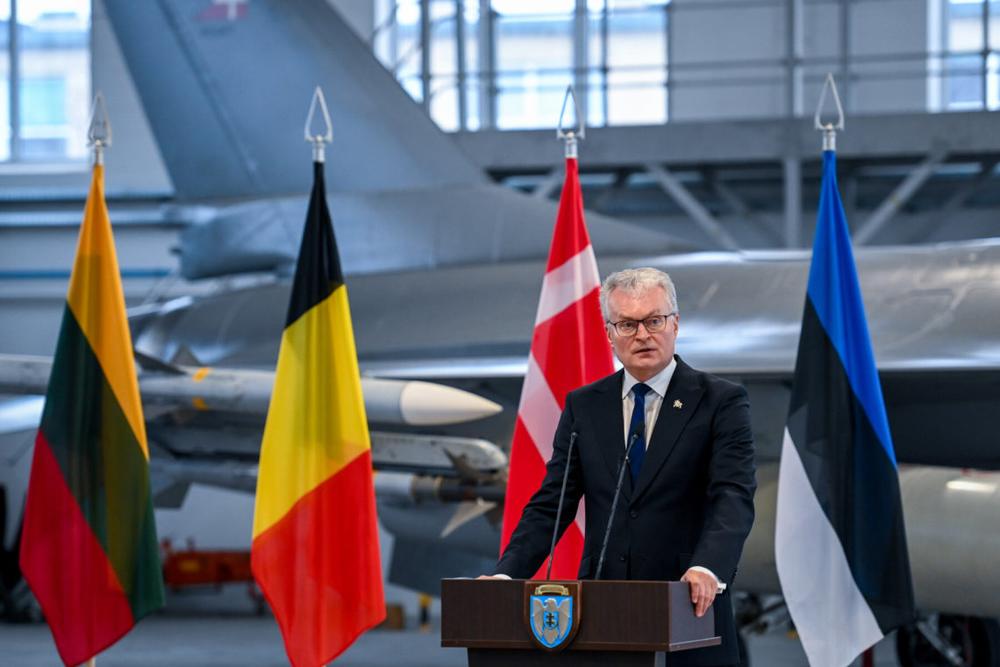 Prezidentas dėkojo NATO ir Danijos kariams