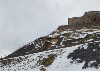 R. Šarknickas. Bandymas pudra pridengti Gedimino kalno griūtį