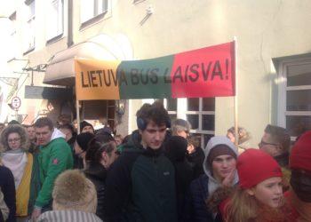 Vasario 16-osios minėjimo renginys „Signatarų balkonas“ Vilniuje | Alkas.lt., Tomo Baranausko nuotr.