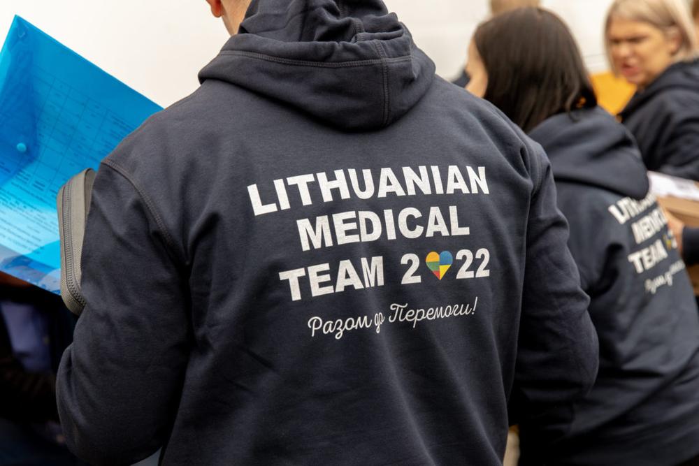 Į Kijevo regioną išvyko 24 Lietuvos medikai