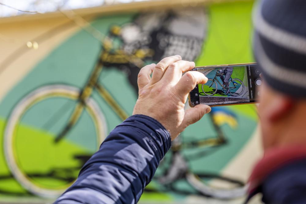 Vingio parke stovinčią transformatorinę ESO papuošė prasmingu piešiniu