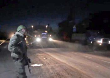 Išvežami „Azovstal“ gynėjai | Alkas.lt ekrano nuotr.