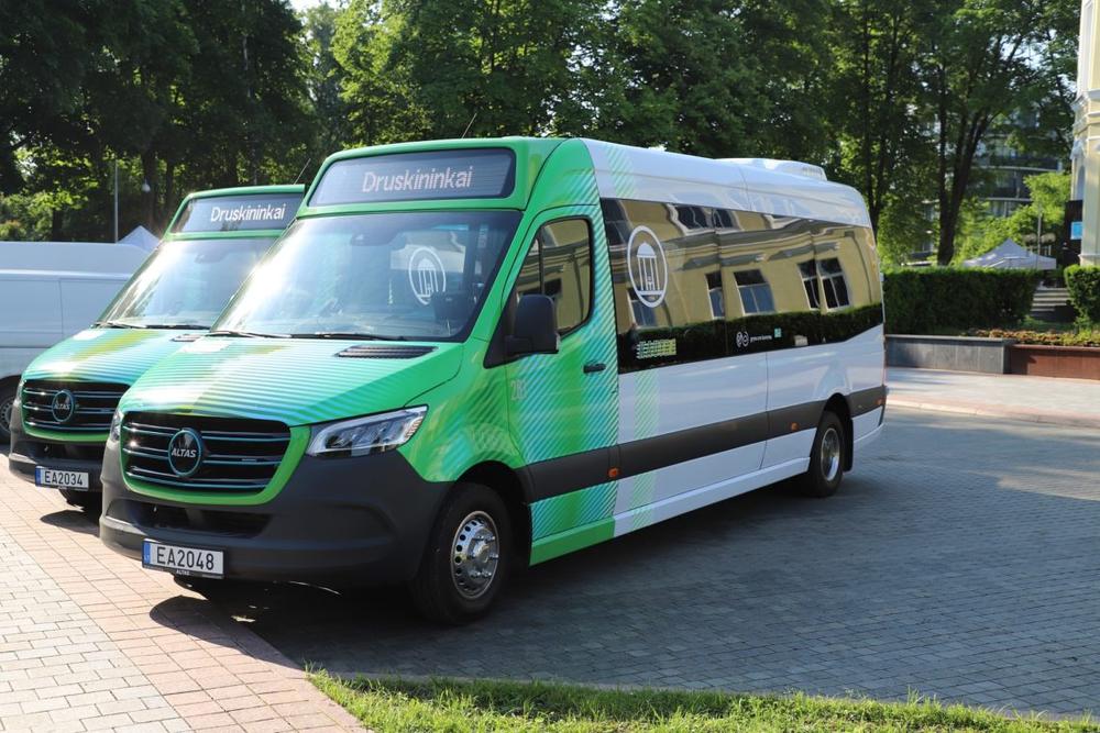 Druskininkai pasitiko elektrinius autobusus