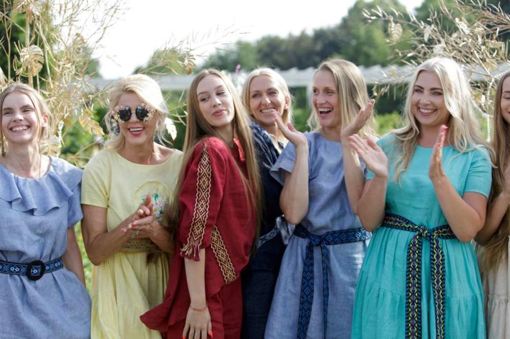 D. Rastenienė. Apie tautiškus Simonos Rainienės aksesuarus kasdienai ir šventėms