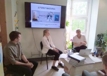 Apie istorinę atmintį kalbėta Vilniaus rajone | LGGRTC darbuotoja B. Panumienė, Rengėjų nuotr.