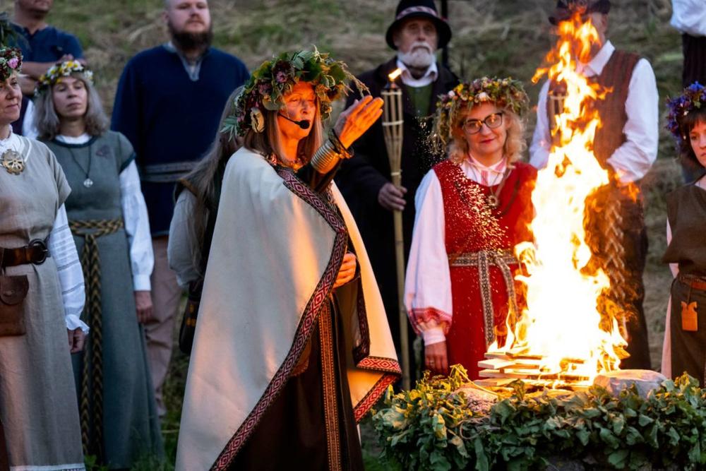 Kernavėje atšvęsta 55-oji Rasos šventė