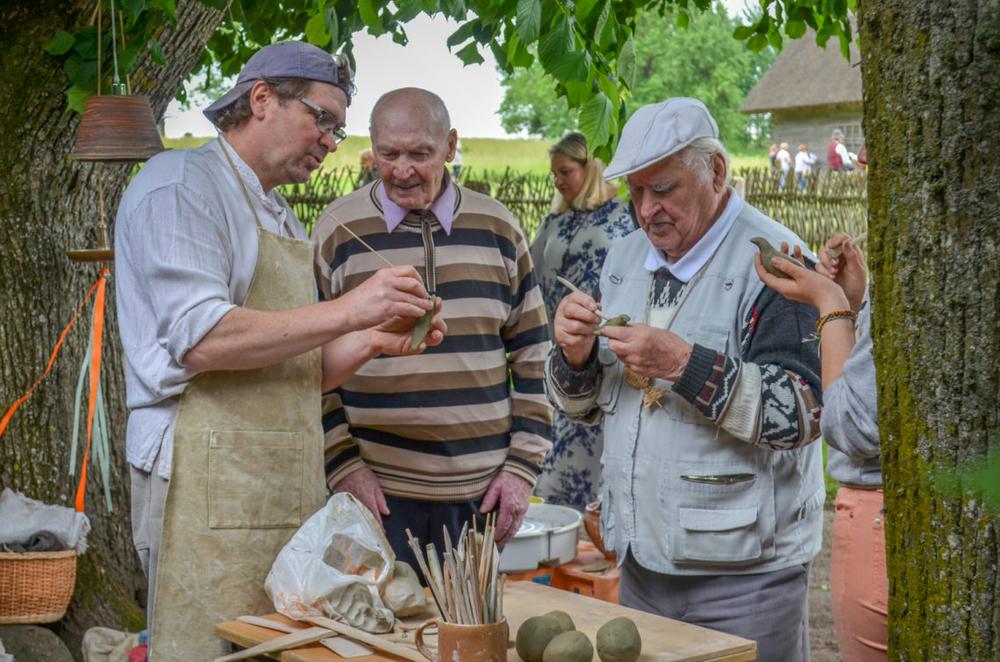 Kleboniškių kaime vyko senųjų amatų mokymai | L. Prascevičiūtės nuotr.