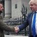 Rusijos invazija. Volodymyras Zelenskis ir Borisas Džonsonas | Alkas.lt ekrano nuotr.