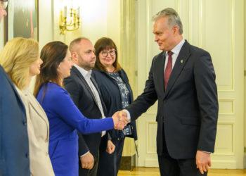 Prezidentas ragino Seimą tęsti sklandų darbą