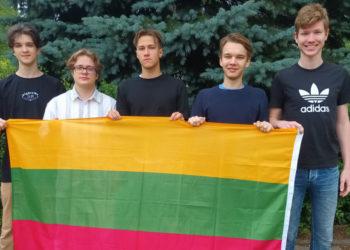 Tarptautinėje fizikos olimpiadoje moksleiviai iškovojo tris bronzos medalius | lrv.lt nuotr.