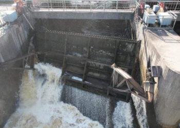 Panevėžyje lūžus užtvankai apsemtos teritorijos