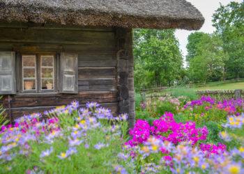 Kleboniškių kaimo buities muziejaus klojimo teatro renginius užbaigs žemaičiai | Daugyvenės kultūros istorijos muziejaus-draustinio nuotr.