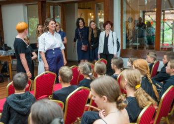 D. Nausėdienė apsilankė lituanistinėje vaikų vasaros stovykloje | voruta.lt nuotr.