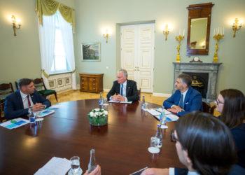 Prezidentas susitiko su VERT vadovu