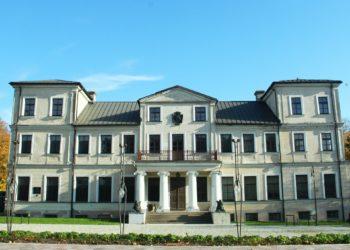 Šiaulių savivaldybė prašo Didždvario rūmų