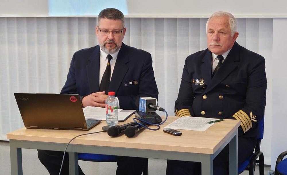 LJS pirmininkas Aleksandras Kaupas, Jūrų kapitonų asociacijos pirmininkas Juozas Liepuonius | LJS nuotr.