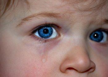 Verkiantis vaikas | pixabay.com nuotr.