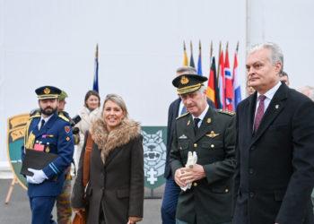 G. Nausėda ir Karalius filipas susitinka su Belgijos kariais | R. Dačkaus nuotr.