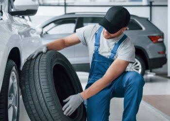 Pagal ką rinktis naujas padangas žiemai| freepik.com nuotr.