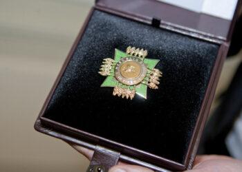 Garbės ženklas „Nešk savo šviesą ir tikėk“ | lrkm.lt nuotr.