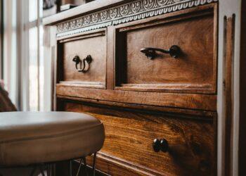 Žinovai pataria, kaip pritaikyti komodas prie namų interjero | unsplash.com nuotr.