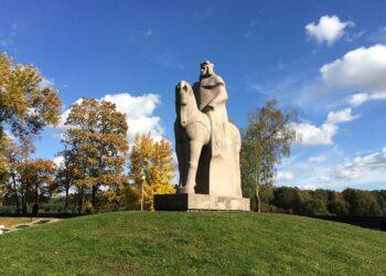 Paminklas Vytautui Didžiajqm Birštone | commons.wikimedia.org nuotr.