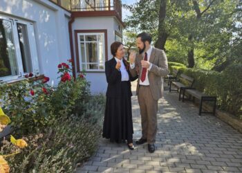 Generolas P. Plechavičius su žmona Irena (aktoriai R. Lenartavičius ir R. Sakalauskė) | rengėjų nuotr.