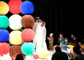 „Pasaulėlių“ turas po Prancūziją | Kauno valstybinio lėlių teatro nuotr.