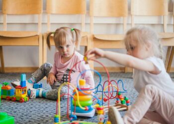 Steam eksperimentai vaikams | freepik.com nuotr.