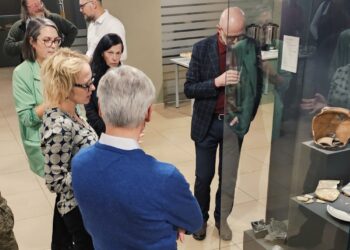 Kernavėje atidaryta paroda kviečia pažinti praeities paslaptis | kernave.lt nuotr.