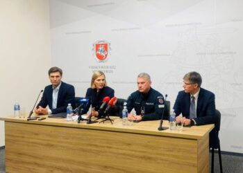 Pristatytos kovos su sukčiavimu priemonės | vrm.lrv.lt nuotr.