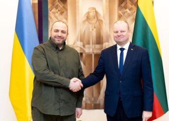 Rustemas Umerovas ir Saulius Skvernelis | Seimo kanceliarijos, V. Chornos nuotr.