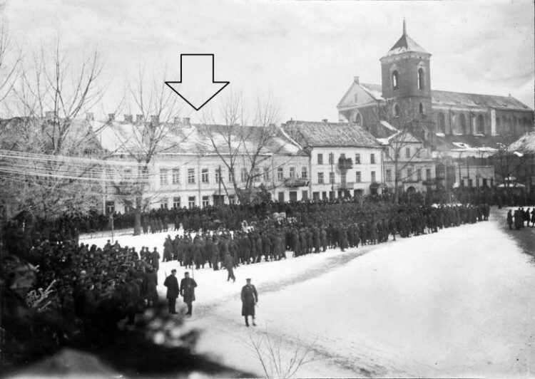 J. Naujalio knygynas veikė pažymėtame pastate. 1920 m. | Vytauto Didžiojo karo muziejaus rinkinių nuotr.