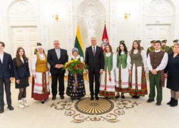 Prezidentas pagerbė Nepriklausomybės Akto signatarus