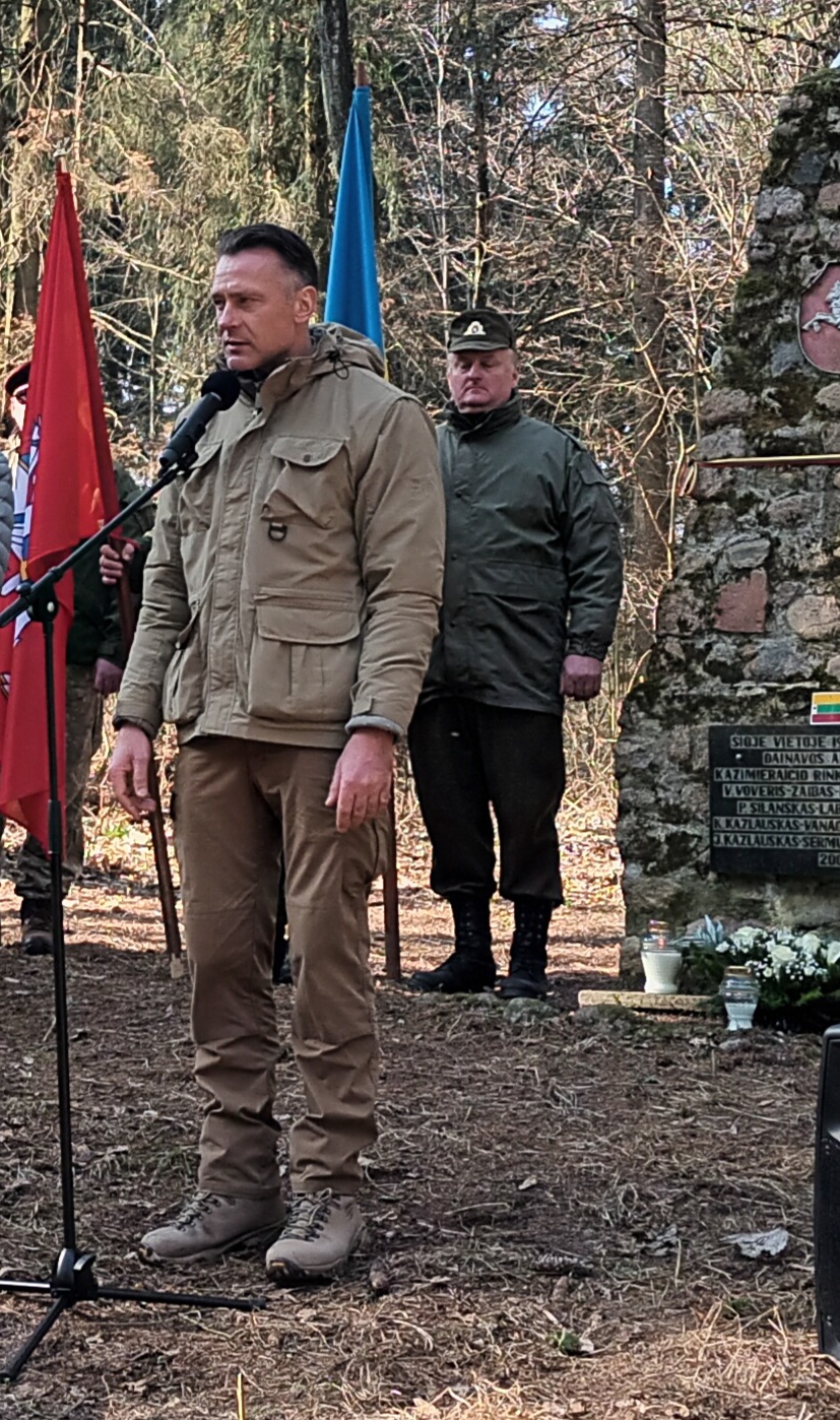 Istorinės atminties puoselėtojai pagerbė lietuvių partizaninės kovos legendą Vaclovą Voverį-Žaibą ir jo bendražygius | genocid.lt nuotr.