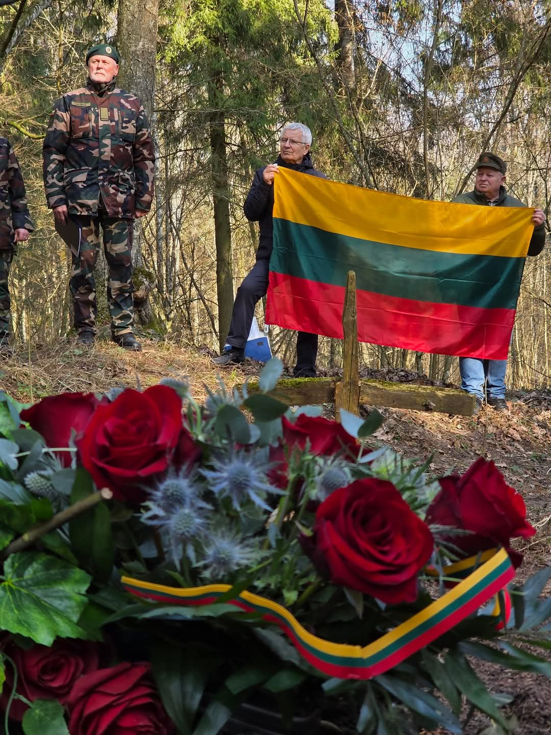 Istorinės atminties puoselėtojai pagerbė lietuvių partizaninės kovos legendą Vaclovą Voverį-Žaibą ir jo bendražygius | genocid.lt nuotr.