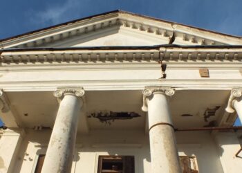 Aštriosios Kirsnos dvaro sodybos rūmai