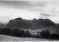 Vytauto Didžiojo karo muziejaus rinkinių stiklo negatyve – Bišpilio (Višpilio) piliakalnis, XX a. 3-4 deš. | B. Buračo nuotr.