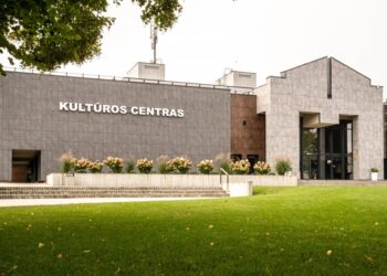 Ministras Š. Birutis: kultūros centrai – svarbūs partneriai stiprinant nacionalinį ir vietos bendruomenių kultūrinį savitumą