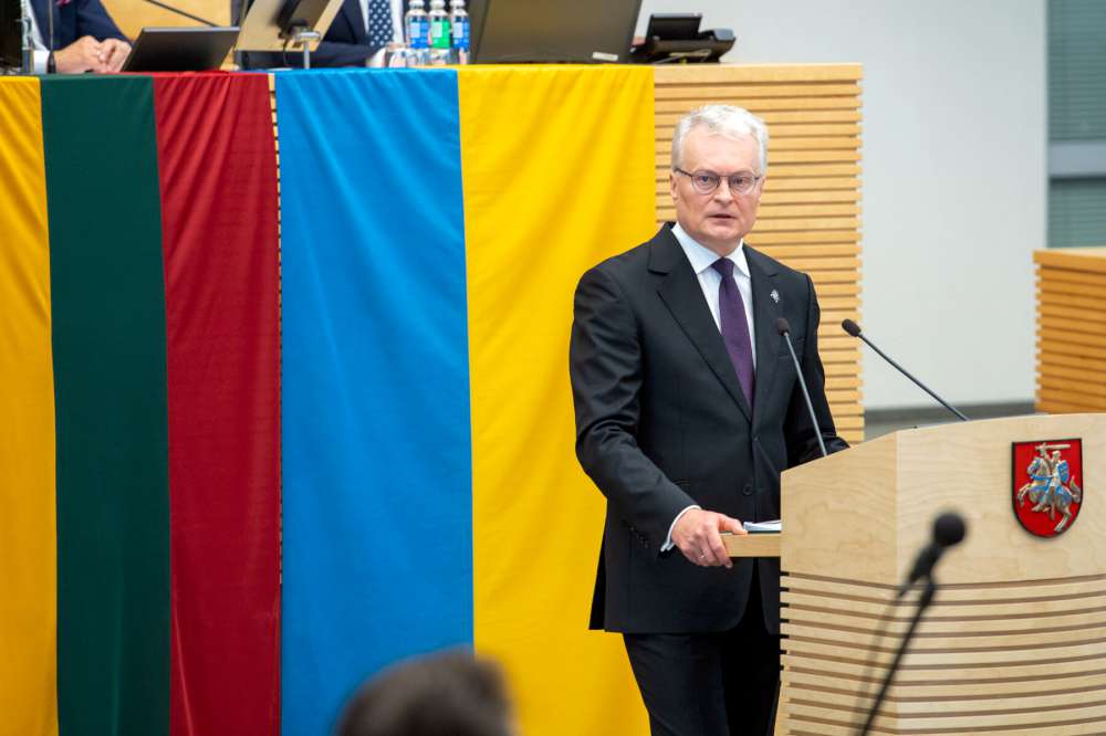Prezidentas skaito 2025 m. metinį pranešimą 
