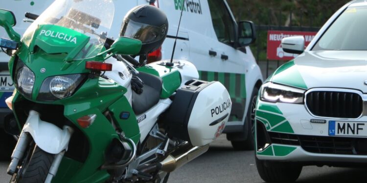 Policija