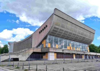 Po ilgo delsimo – sprendimas dėl Sporto rūmų: Paveldo komisija primena apie paveldo vertes