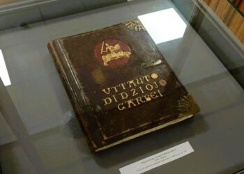Pavartyti Raportų knygą „Vytauto Didžiojo garbei“ galima Lietuvos centrinio valstybės archyvo Rašytinių dokumentų skaitykloje | lcva.archyvai.lrv.lt nuotr.