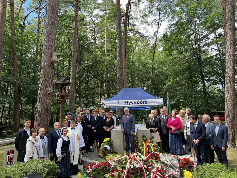 Lenkijoje pagerbtas S.Dariaus ir S.Girėno istorinis skrydis per Atlantą